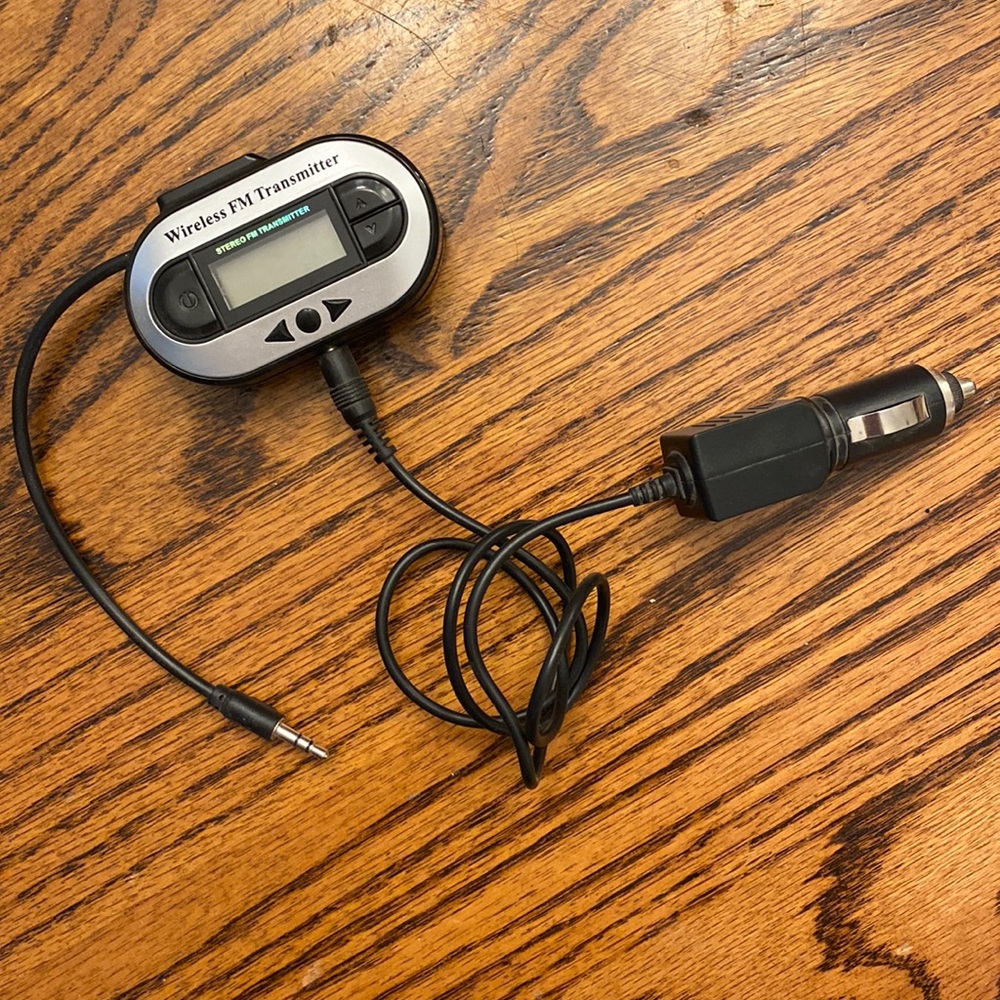 Wireless Stereo FM Transmitter